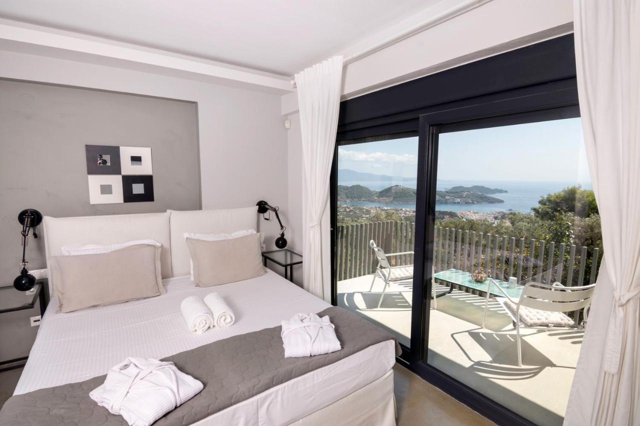 Entechnos Living Aparthotel Megali Ammos  Exterior photo